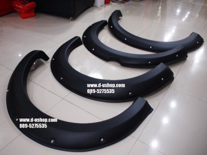 คิ้วล้อแต่งดำด้านรุ่นมีหมุด ตรงรุ่น Mitsubishi Triton All New 2015