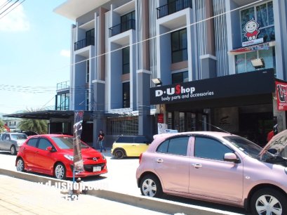 บรรยากาศหน้าร้านดียูช้อปค่ะ