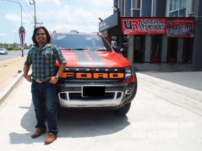ลูกค้า Ford Ranger All New สีส้มป้ายแดง คันที่2แต่งกับดียูช้อปค่ะ