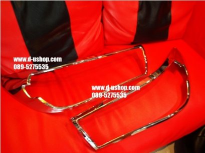 ครอบไฟหน้าโครเมียมตรงรุ่น Toyota REVO 2015