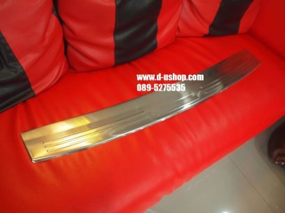 กันรอยท้ายสแตนเลสกันรอยตรงรุ่น Nissan X Trail New 2013