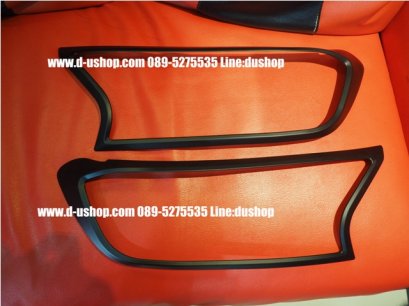 ครอบไฟหน้าดำด้านตรงรุ่น Ford Everest All New 2015