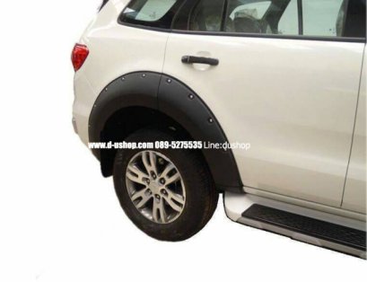 คิ้วล้อแต่งดำด้านรุ่นมีหมุด ตรงรุ่น Ford Everest 2015