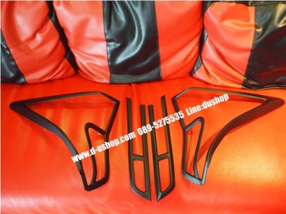 ครอบไฟท้ายดำด้านตรงรุ่น Mitsubishi Pajero All New 2015#2