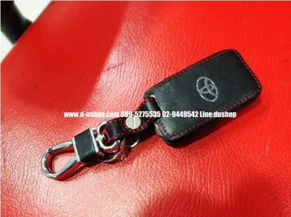 กระเป่ากุญแจหนังดำด้ายแดงตรงรุ่น Toyota Alpard 2008-2012