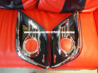 ครอบไฟตัดหมอกโครเมียมตัดดำ Toyota REVO Ver.2 (Fitt)