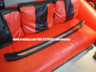 กันรอยท้ายดำสปอร์ตตรงรุ่น Mitsubishi Pajero All new 2015