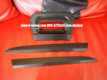 คิ้วกันกระแทกท้ายปลายดาบดำด้าน ตรงรุ่น Mitsubishi Triton All new 2015 V.1