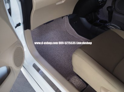 พรมไวนิลอย่างดี ตรงรุ่นตัดพิเศษ สำหรับ Honda Brio