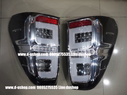 โคมไฟท้ายหน้าใสพื้นดำ LED ตรงรุ่น Toyota REVO
