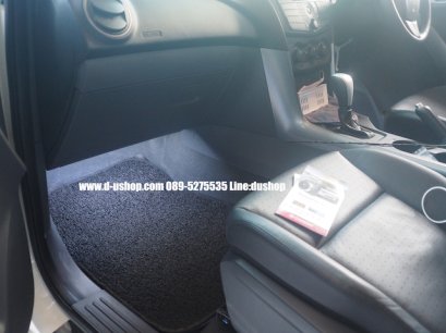 บริการติดตั้งไฟส่องใต้เท้า สำหรับรถ Mazda BT-50 Pro