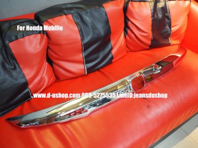 คิ้วฝาท้ายโครเมียมตรงรุ่น Honda Mobilio