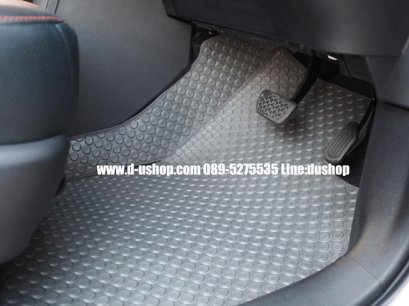 พรมยางลายกระดุมรถเต็มคัน Toyota Sienta