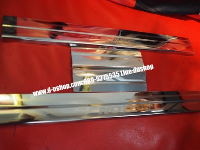 กาบบันไดสแตนเลสกันรอยตรงรุ่น Nissan Note