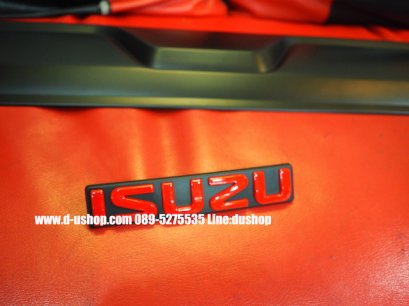 โลโก้กระจังหน้าแดงพื้นดำด้านตรงรุ่น Isuzu D-Max 07-11