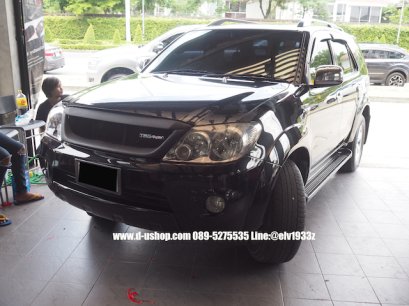 กระจังหน้าดำด้าน Toyota Fortuner (ทรง Racing)