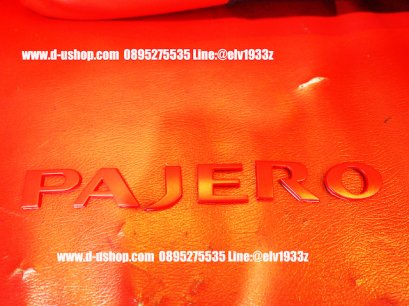 โลโก้ฝากระโปรงหน้าพลาสติก Pajero สีแดง