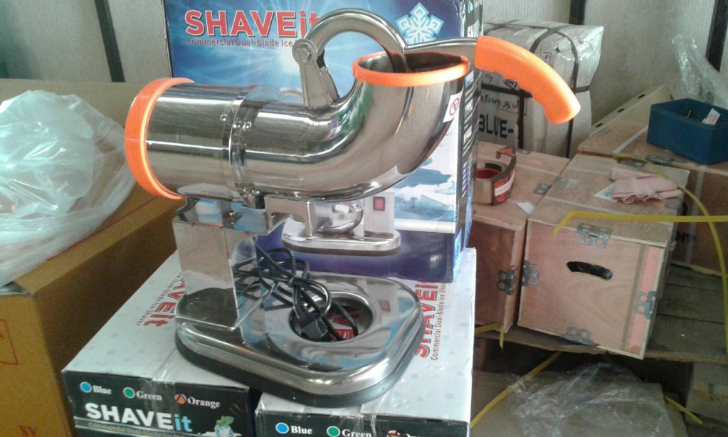 เครื่องใสน้ำแข็งแสตนเลส