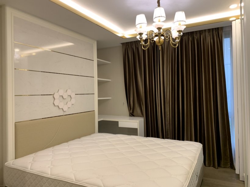 Sell Amaranta Residence 61.77 Sq.m. 2 bedroom 2 bathroom Near MRT Huai Khwang just 3 minutes ( 150 meter for Walk ) Hurry up !!