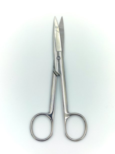 กรรไกรผ่าตัดปลายแหลม ขนาด 150 มม.