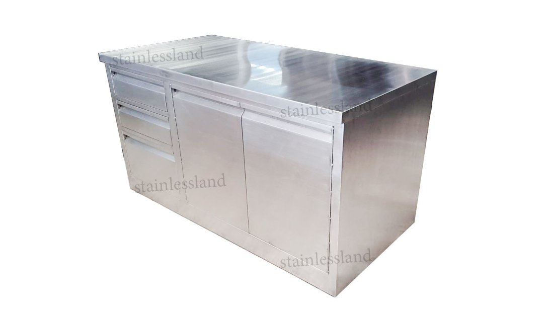 เคาน์เตอร์พร้อมลิ้นชัก 3 ชั้น