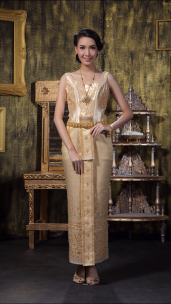 ชุดไทยสำหรับเช่า