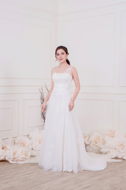 รวม ชุดเดรสยาว ลูกไม้ ปัก