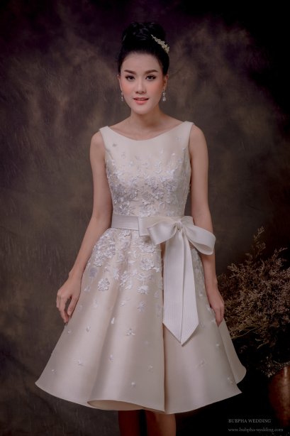 ชุดหมั้นเดรสสั้น สี แชมเปญ ทรงA  Minimal ชุดที่ 7