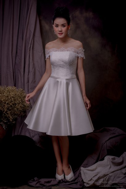ชุดหมั้นเดรสสั้น สี OFF WHITE ทรงA  Minimal ชุดที่  2