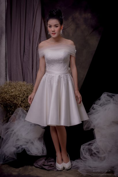 ชุดหมั้นเดรสสั้น สี OFF WHITE ทรงA  Minimal ชุดที่  1