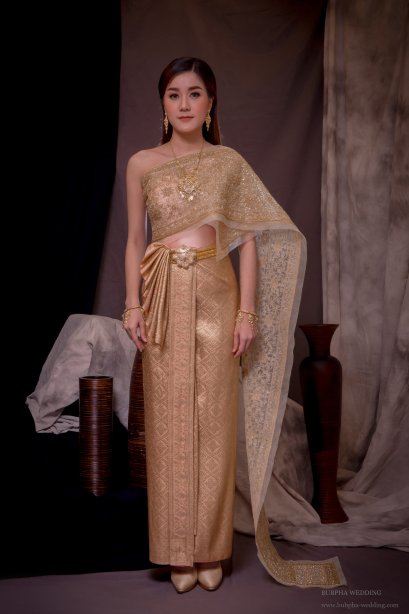 ชุดไทย ชุดที่ 2