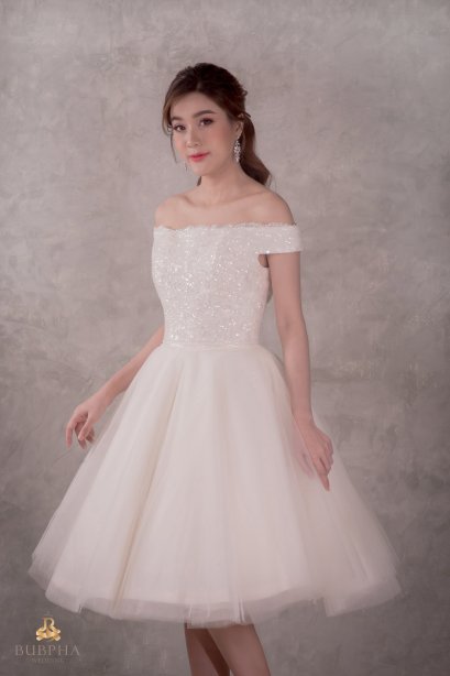 ชุดหมั้นเดรสสั้น สีแชมเปญ ชุดที่ 4