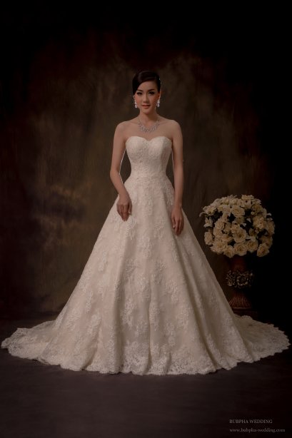 ชุดแต่งงาน 