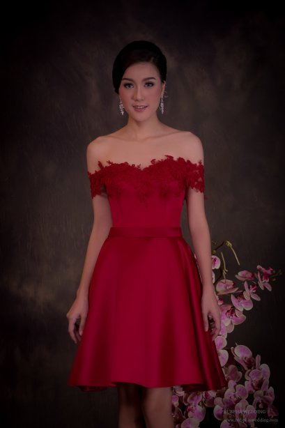 ชุดหมั้นเดรสสั้น สีแดง  ชุดที่  12