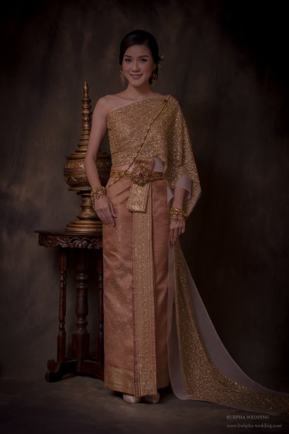 ชุดไทยผ้าโบราณเทียม สีโอรสอิฐ ชุดที่  2