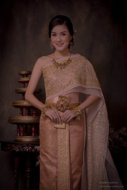 ชุดไทยผ้าโบราณเทียม สีโอรสอิฐ ชุดที่  3
