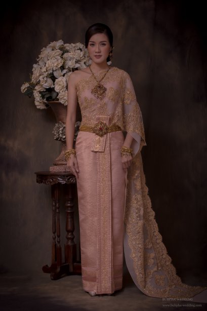 ชุดไทยผ้าโบราณเทียม สีชมพูโอรส ชุดที่  4