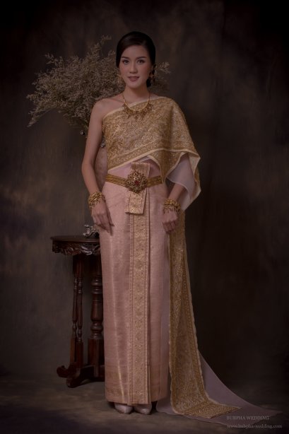 ชุดไทยผ้าโบราณเทียม สีชมพูโอรส ชุดที่  2