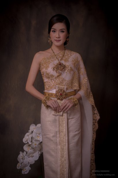 ชุดไทยผ้าโบราณเทียม สีชมพูอ่อน ชุดที่  2