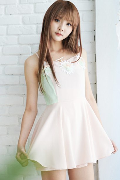 DI9505  Floral Spring Flare Playsuit