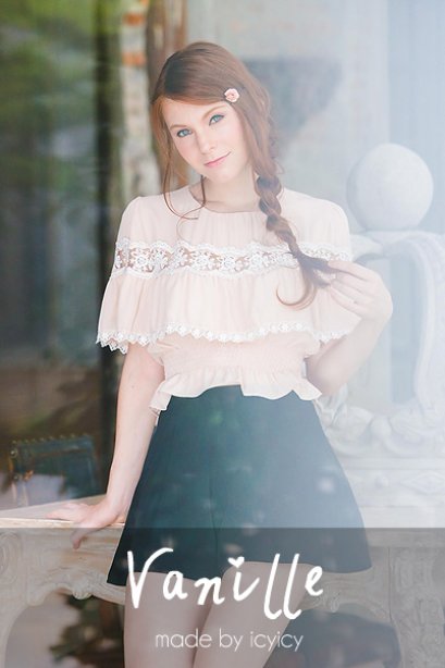 TI7809 Pinny Vintage Lace Top