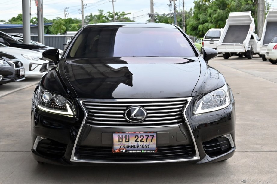 Lexus LS460L