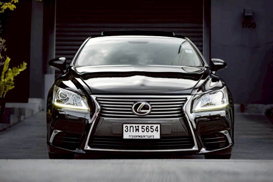 LS460L