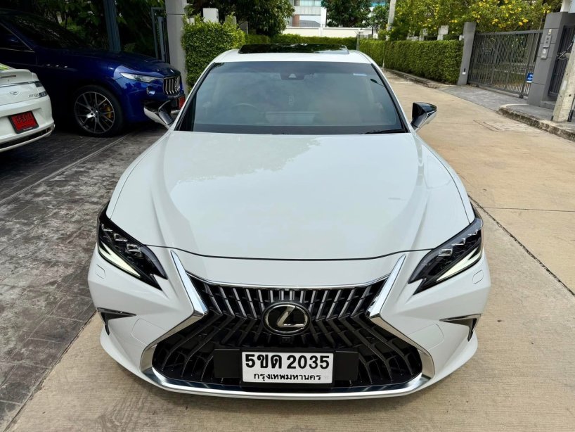 ES300h