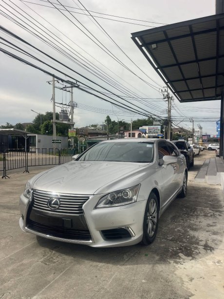 LS460
