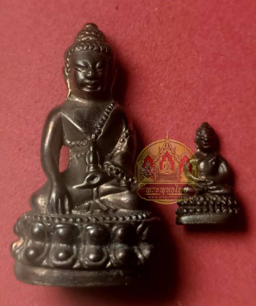 พระกริ่งเหนือดวง ปาฏิหาริย์ วัดพระศรีรัตนมหาธาตุ(c2256)