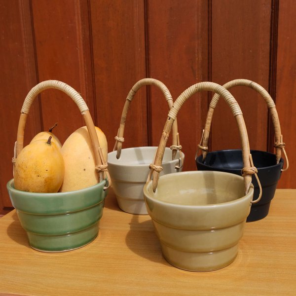 Fruit Container arayaclayandcraft