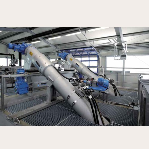 BAR SCREEN CLEANING IN A SEWAGE TREATMENT PLANT flutechthailand