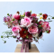 สั่งแจกันดอกไม้สดพรีเมียม  Blooming Elegance 75 แสดงความยินดีองค์กร | Le Floriste