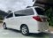 TOYOTA ALPHARD 2.4 V A/T 2010 สีขาว (LL0354)  7-8